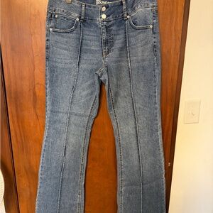 No Boundaries Women's Medium Blue High-Rise Flare Jeans with Seamed Front